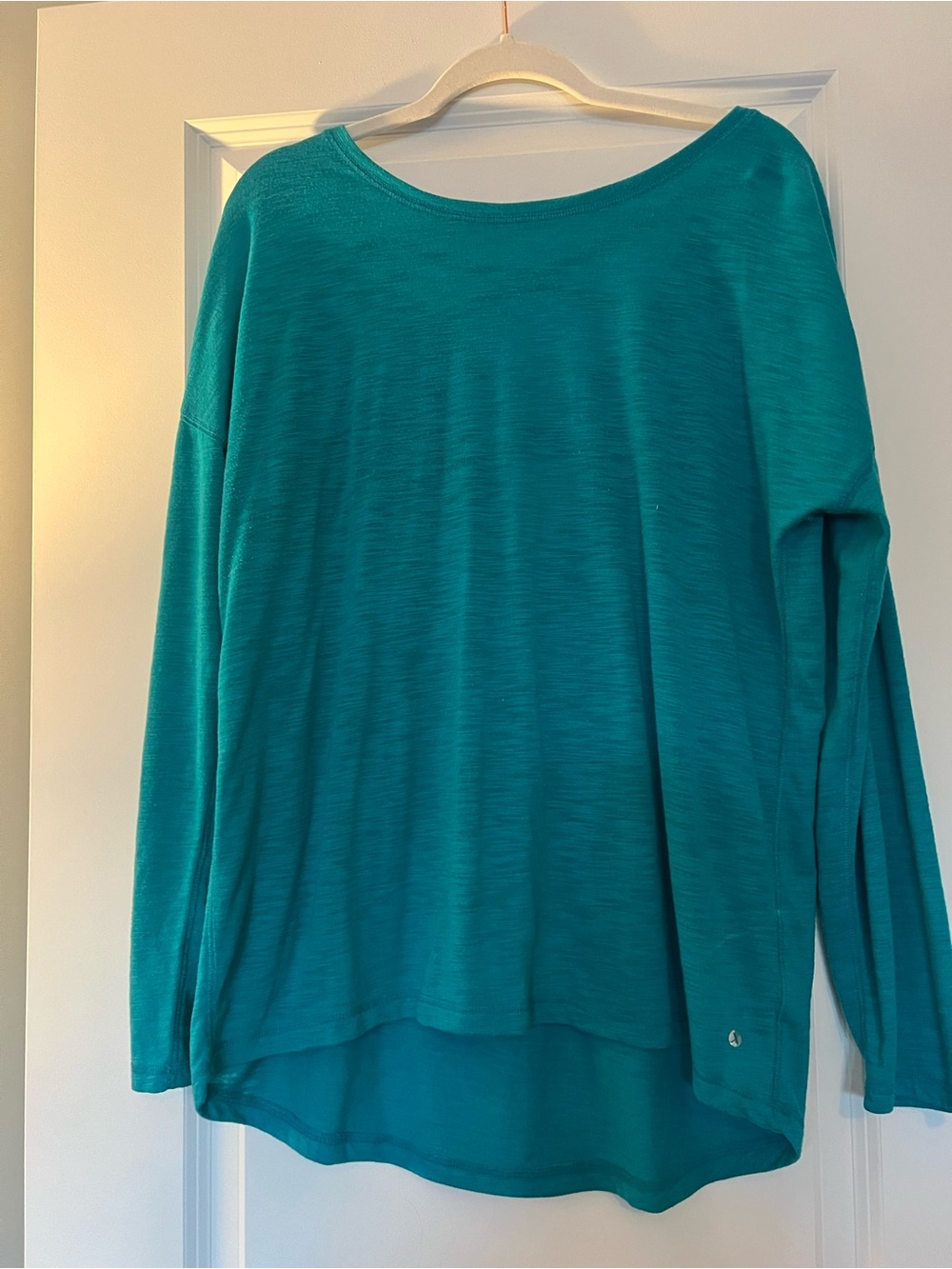 Women’s Teal Long-Sleeve Lightweight Workout Top